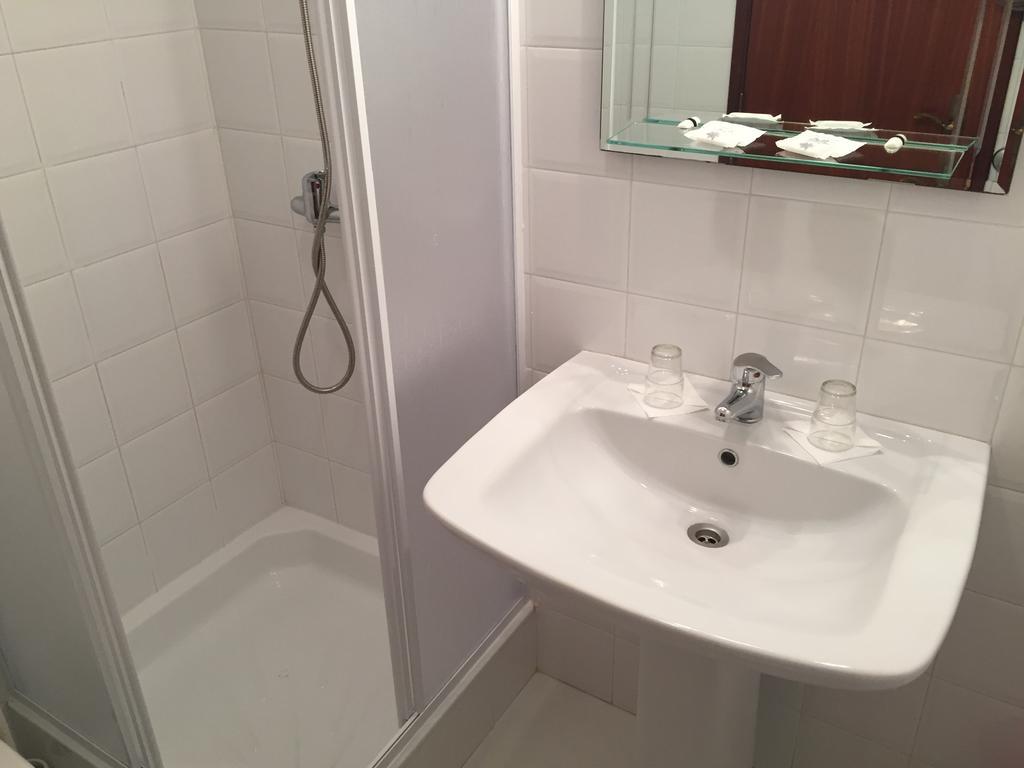 Гостьовий будинок Granada Holidays Сан-Мартінню-ду-Порту Номер фото