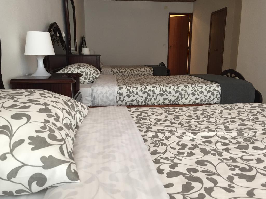 Гостьовий будинок Granada Holidays Сан-Мартінню-ду-Порту Екстер'єр фото